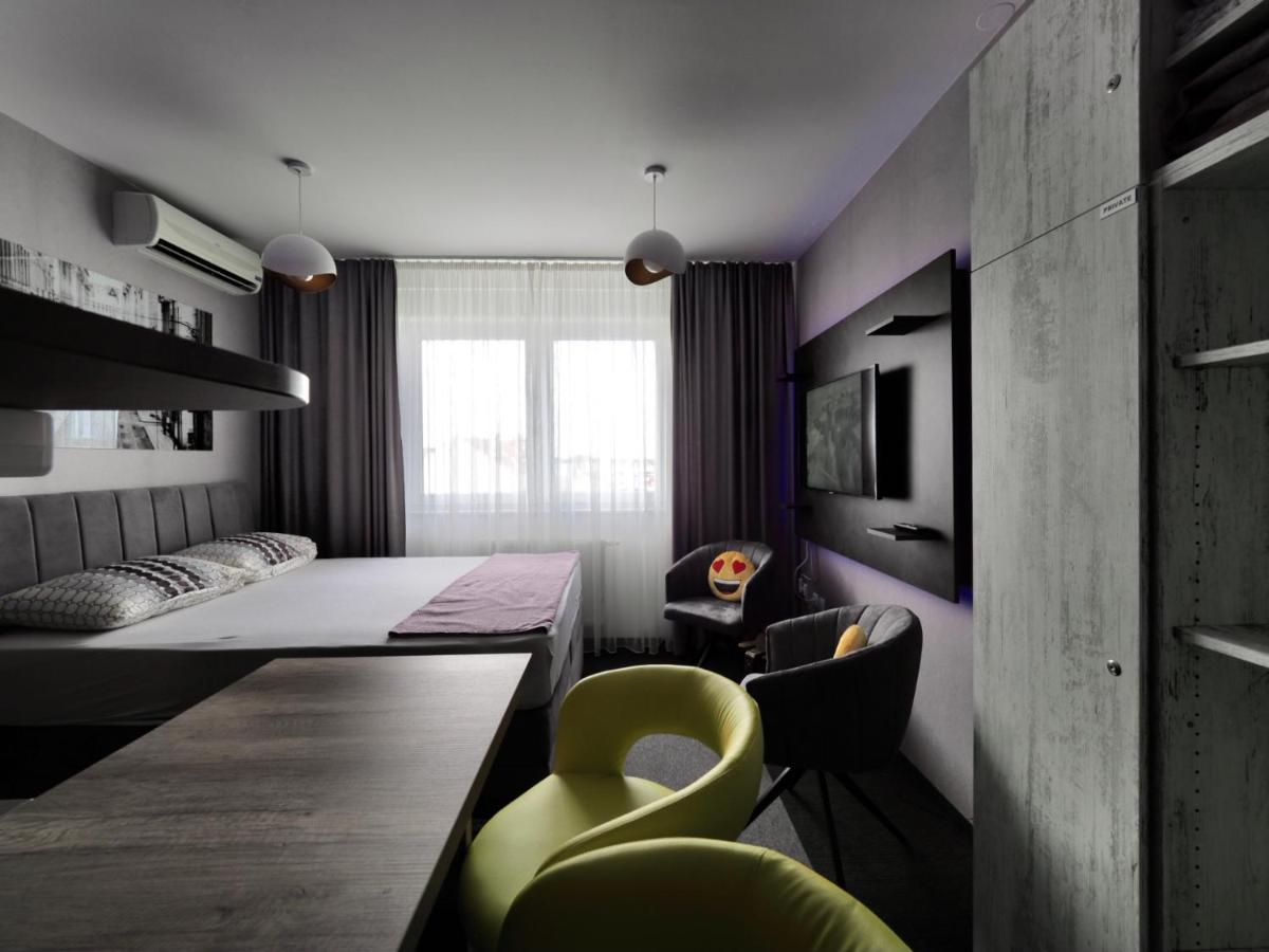 Апартаменты Orion Osijek-Studio Экстерьер фото