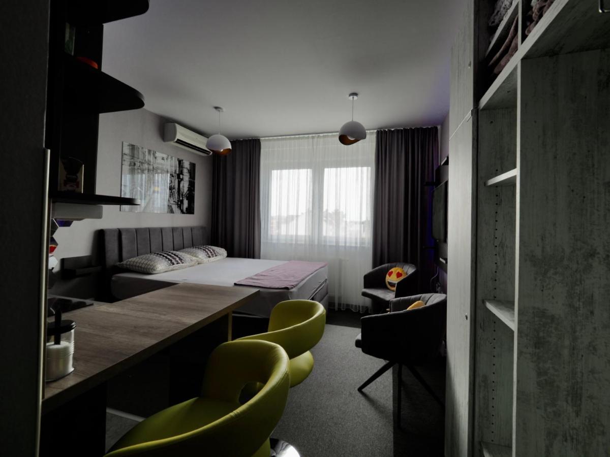 Апартаменты Orion Osijek-Studio Экстерьер фото